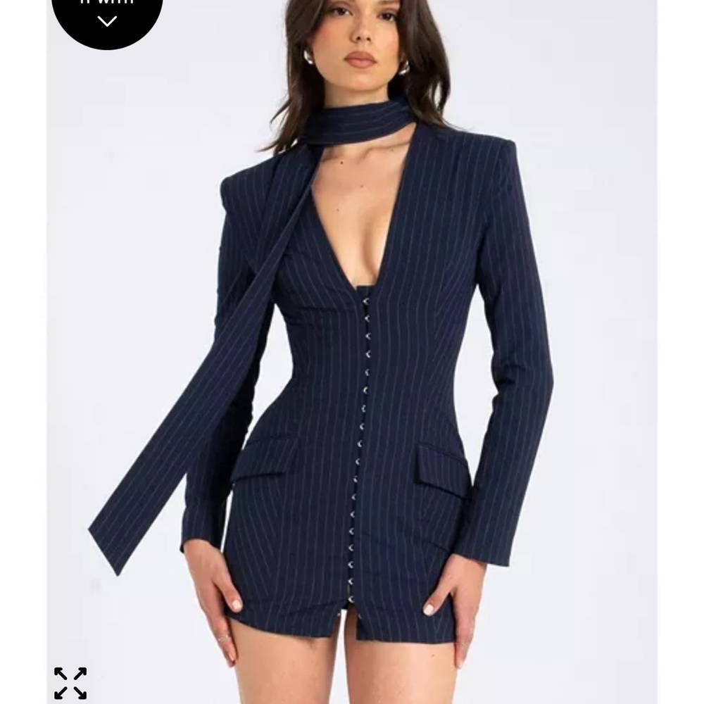 Elegant Navy Long Sleeve Dress